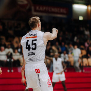 Українці за кордоном: дабл-дабли Зотова та Санона, Ковляр, Липовий 25 - basket.com.ua