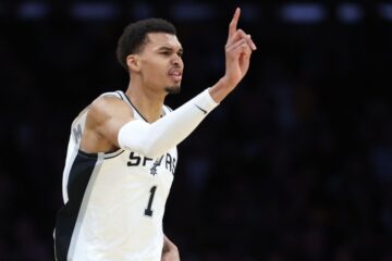 Віктор Вембаньяма встановив рекорд всіх часів НБА і привів "Сперс" до кращого результату за 10-ліття 25 - basket.com.ua