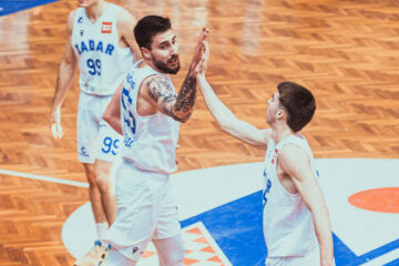 Українці за кордоном: результативна гра Бринюка, Ткаченко 57 - basket.com.ua