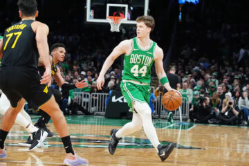 Максим Шульга дебютував в плейоф НБА 51 - basket.com.ua