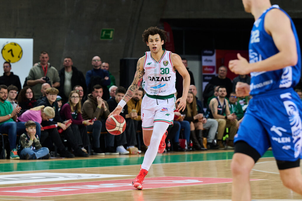 Іссуф Санон отримав серйозну травму в складі “Шльонська” 2 - basket.com.ua Іссуф Санон отримав серйозну травму в складі “Шльонська” 1 - basket.com.ua