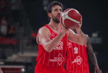 Учасник плей-оф Євроліги виставив на матч місцевого чемпіонату 5 гравців і програв за дві чверті 45 - basket.com.ua