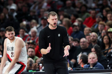 Розкрита річна зарплата нового головного тренера "Чикаго" 55 - basket.com.ua