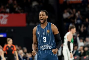 "Анадолу Ефес" домовився про контракт із зіркою збірної Польщі 31 - basket.com.ua