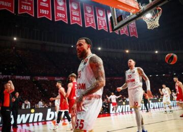 Зірка Євроліги в 35-річному віці дебютує за збірну США 25 - basket.com.ua