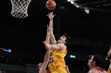 Максим Кличко розповів, чому вирішив продовжити кар'єру в США 53 - basket.com.ua