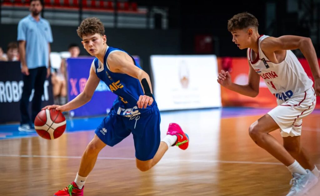 Чоловічий чемпіонат Європи U-18. Україна — Азербайджан 68:77. Відео матчу 2 - basket.com.ua Чоловічий чемпіонат Європи U-18. Україна — Азербайджан 68:77. Відео матчу 1 - basket.com.ua