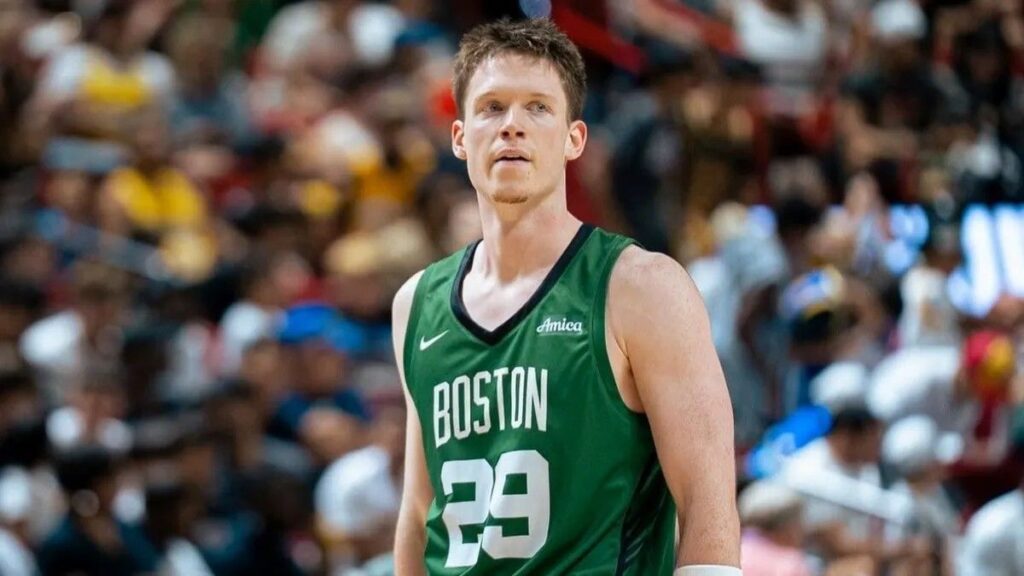 Максим Шульга залишив "Бостон" і приєднався до "Голден Стейт" 2 - basket.com.ua Максим Шульга залишив "Бостон" і приєднався до "Голден Стейт" 1 - basket.com.ua
