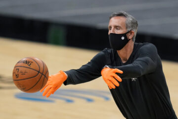 Триразовий чемпіон НБА приєднався до тренерського штабу "Рокетс" 57 - basket.com.ua
