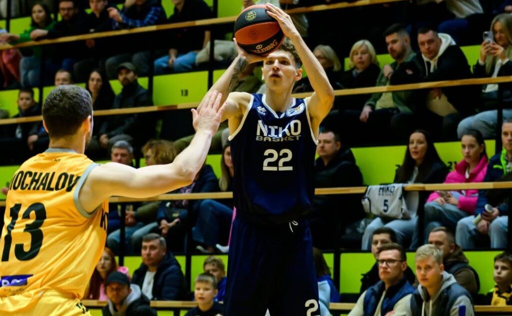 "Київ-Баскет" підписав форварда "Ніко-Баскету" 2 - basket.com.ua "Київ-Баскет" підписав форварда "Ніко-Баскету" 1 - basket.com.ua