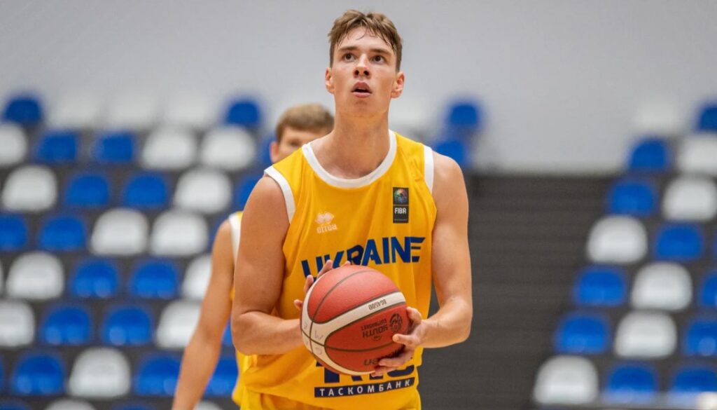 Українець Максим Шепель продовжить кар'єру в коледжі США 2 - basket.com.ua Українець Максим Шепель продовжить кар'єру в коледжі США 1 - basket.com.ua