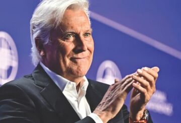 Новий власник "Лейкерс" озвучив головну мету команди після відходу Леброна Джеймса 71 - basket.com.ua