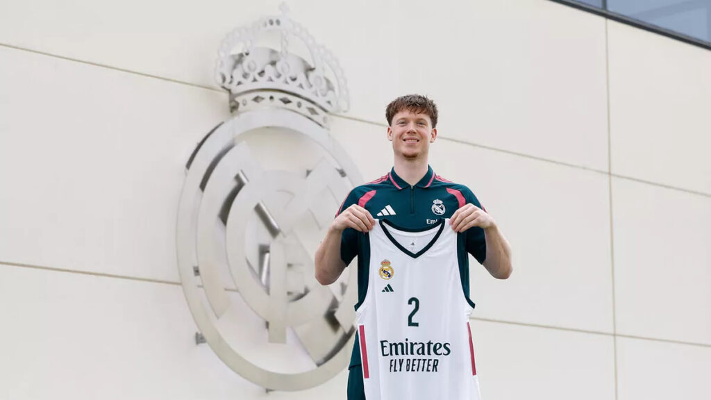 Максим Шульга офіційно підписав дворічний контракт з "Реалом" 2 - basket.com.ua Максим Шульга офіційно підписав дворічний контракт з "Реалом" 1 - basket.com.ua
