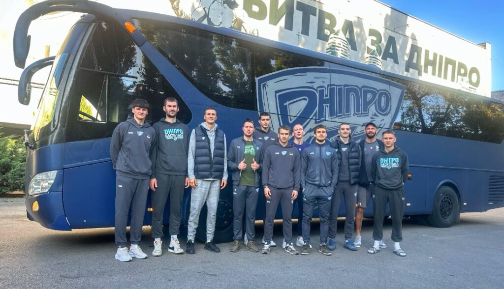 Передсезонні матчі Суперліги GGBET: Дніпро та Київ-Баскет виграли перші матчі в Івано-Франківську 2 - basket.com.ua Передсезонні матчі Суперліги GGBET: Дніпро та Київ-Баскет виграли перші матчі в Івано-Франківську 1 - basket.com.ua