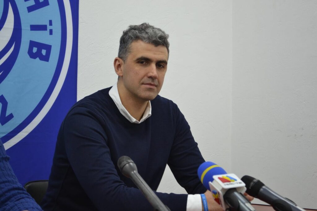 Роман Сербенов: "Все игроки, включая легионеров, на данный момент находятся в составе команды" 2 - basket.com.ua Роман Сербенов: "Все игроки, включая легионеров, на данный момент находятся в составе команды" 1 - basket.com.ua