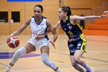 Команда Міріам Уро-Ніле з вболівальниками підтримала Україну 3 - basket.com.ua