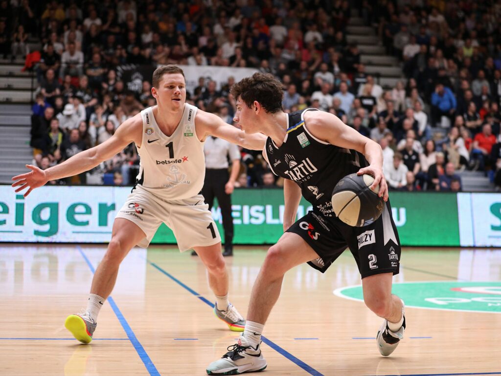 Українці за кордоном: Ковляр 2 - basket.com.ua Українці за кордоном: Ковляр 1 - basket.com.ua