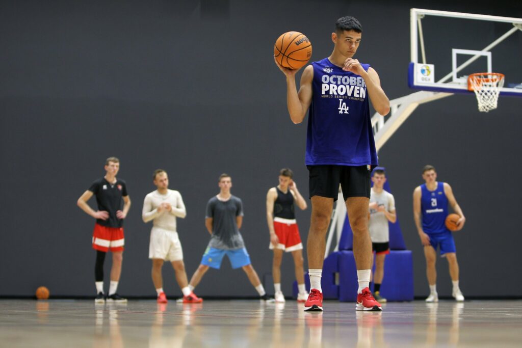 “Прометей-2” розпочав тренування у новому залі в Слобожанському: фото 2 - basket.com.ua “Прометей-2” розпочав тренування у новому залі в Слобожанському: фото 1 - basket.com.ua