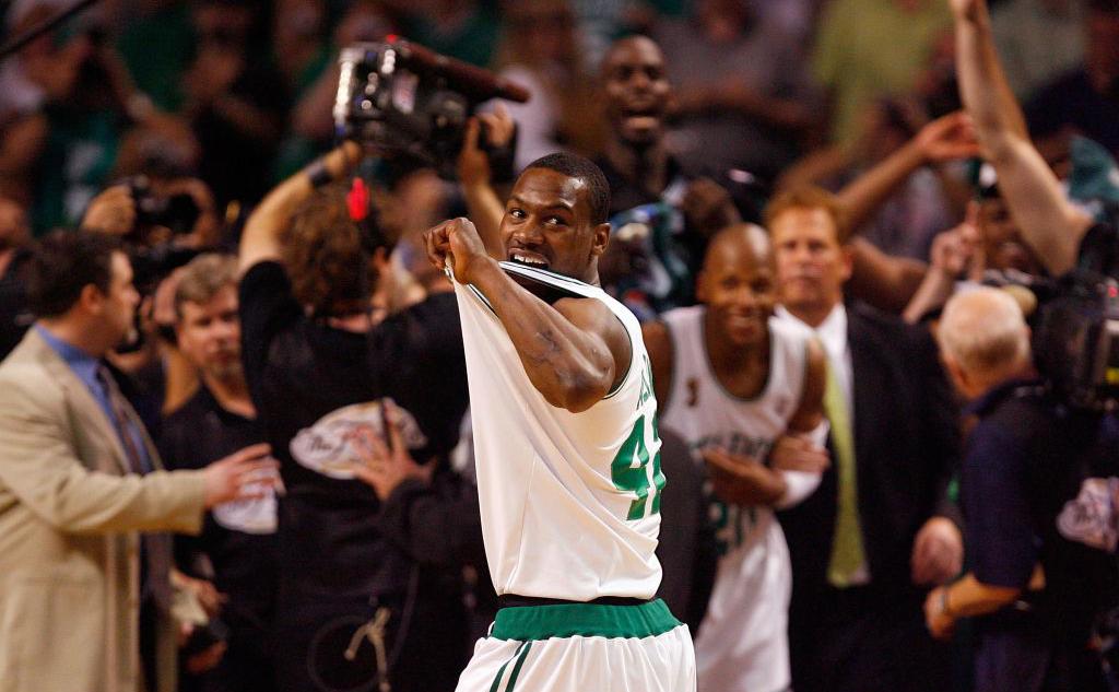 Відомого чемпіона НБА заарештували в США за наркотики 5