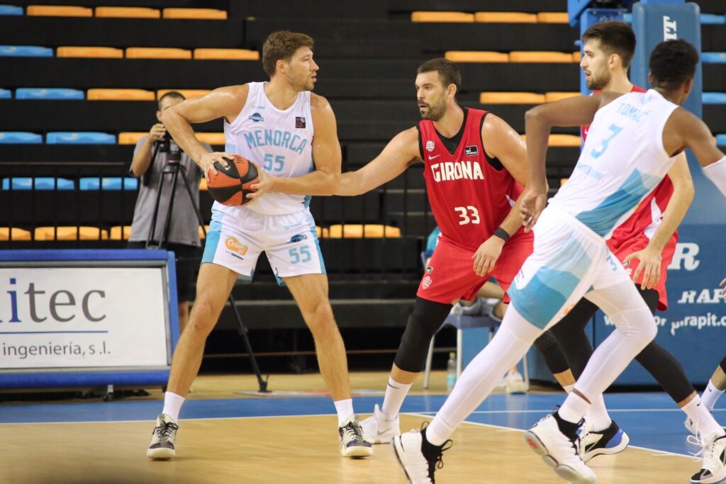 В'ячеслав Кравцов продовжить кар'єру в Іспанії 2 - basket.com.ua В'ячеслав Кравцов продовжить кар'єру в Іспанії 1 - basket.com.ua