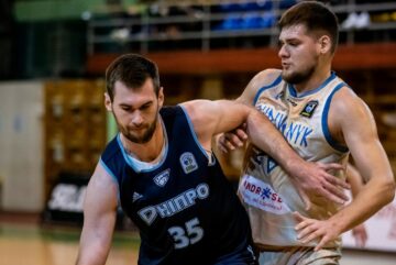 Гравці "Дніпра" відвезли гуманітарну допомогу деокупованим селам Херсонщини 61 - basket.com.ua