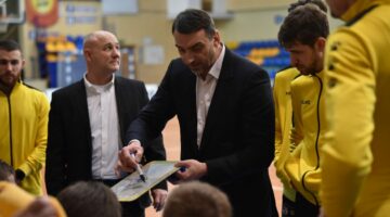 Володимир Холопов: "Сподіваюсь, ми трохи підсилимо команду, зокрема появою легіонера" 47