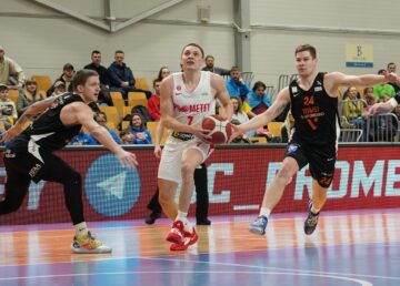 М’яч не бреше: Заруба “Прометея” та ФБУ 33