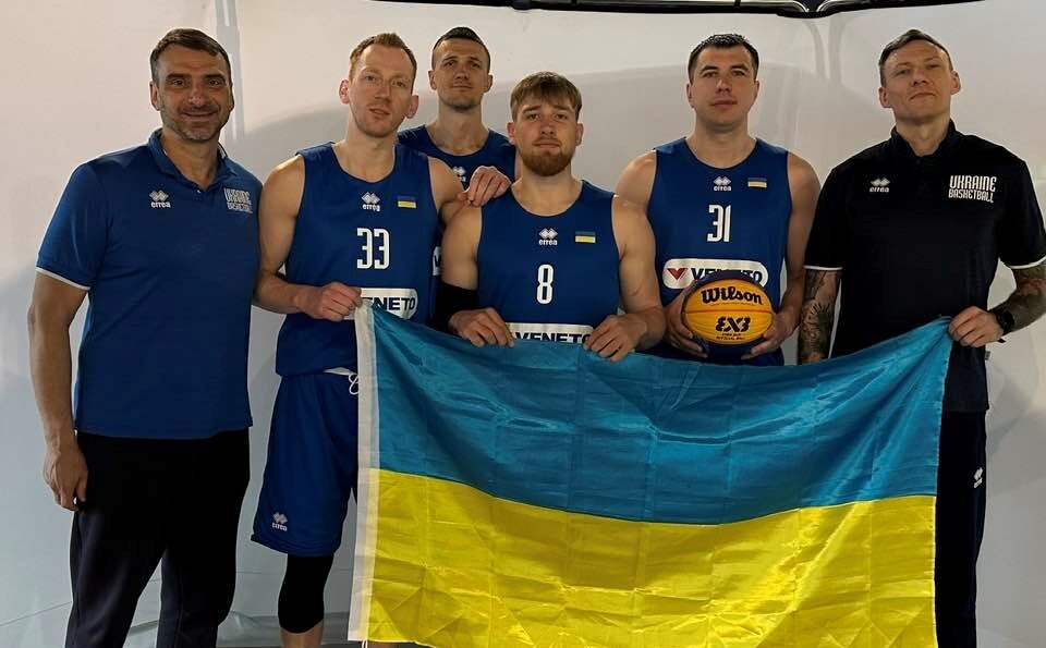 Чоловіча збірна України 3х3 стала третьою на турнірі у Франції 2 - basket.com.ua Чоловіча збірна України 3х3 стала третьою на турнірі у Франції 1 - basket.com.ua