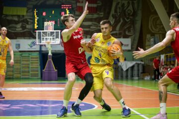 Турнір в Луцьку. “Старий Луцьк” — “Прометей” 70:79 61