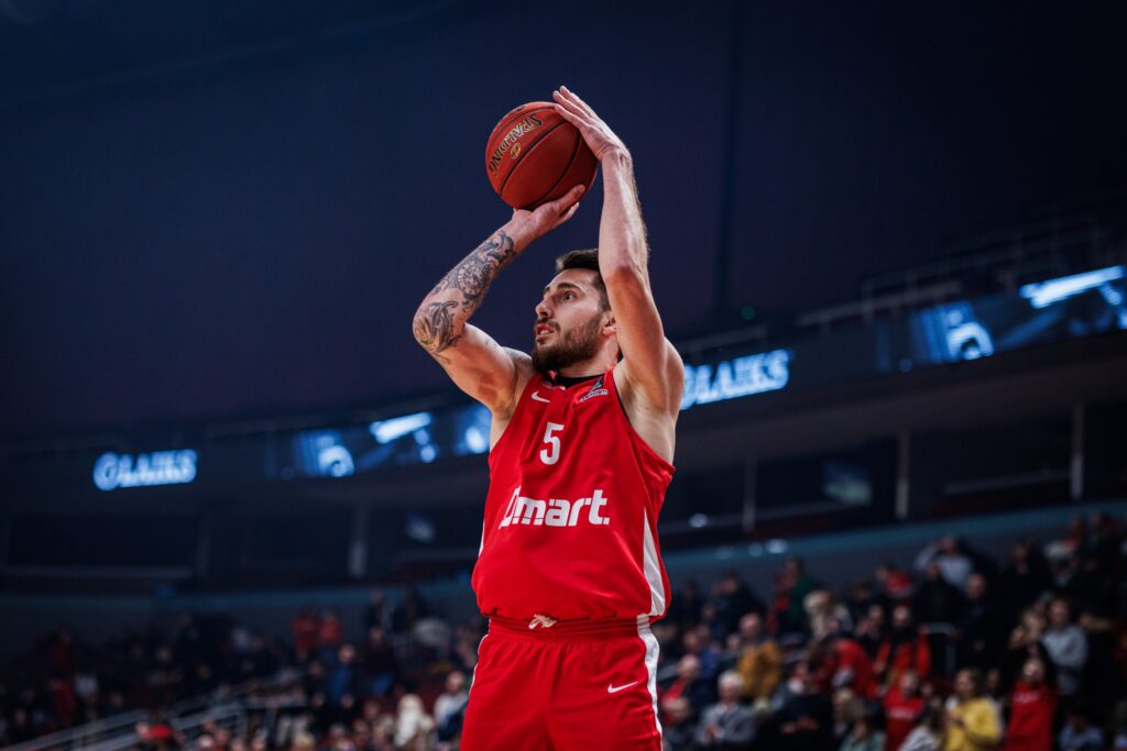 Іван Ткаченко продовжить карʼєру в німецький Бундеслізі 2 - basket.com.ua Іван Ткаченко продовжить карʼєру в німецький Бундеслізі 1 - basket.com.ua