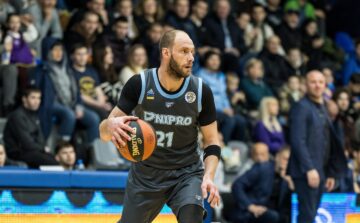 Визначино найкращого гравця місяця в українській Суперлізі 35