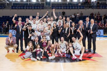 Українці за кордоном: 22 очка Ковляра дозволили виграти бронзову серію в Близнюка та Зотова 47