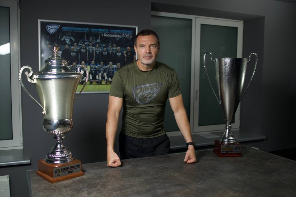 Валерій Кондратьєв: "Тепер потрібно спрямувати всі сили на чемпіонат і Кубок України" 1