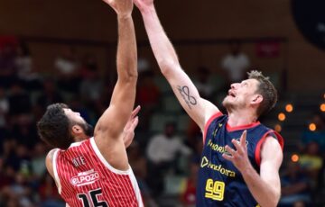 Чемпіонат Іспанії, 1-й тур: "Барселона" та "Басконія" програли, "Андорра" Пустового провалилася 39