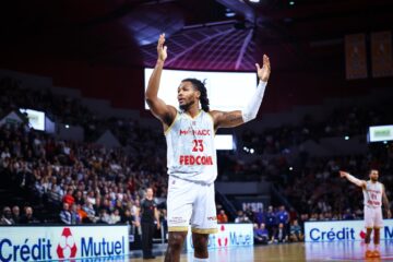 Євроліга, 12-тур: "Монако" розгромив аутсайдера з різницею "+32" 15