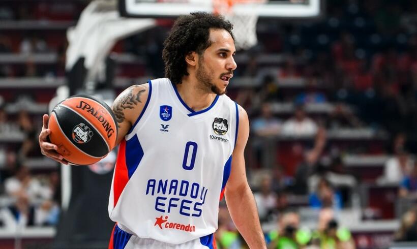 Шейн Ларкін провів перший матч в сезоні Євроліги 1