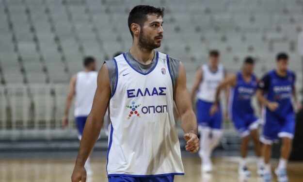 Двоє гравців збірної Греції зазнали травм 13 - basket.com.ua