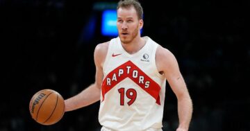 "Торонто" видав центровому контракт на 104 млн і підписав відомого грузина йому на заміну 25