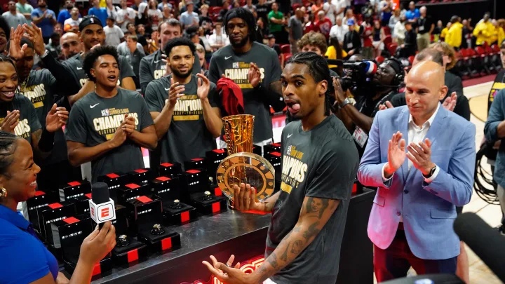 Стали відомі команда-чемпіон, MVP та символічні збірні Літньої ліги НБА 2 - basket.com.ua Стали відомі команда-чемпіон, MVP та символічні збірні Літньої ліги НБА 1 - basket.com.ua