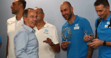 Збірна Греції визначилась з позицією по майбутнбому Вассіліса Спануліса і Янніса Адетокумбо 25