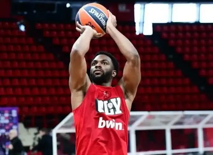 "Життя несправедливе": зірка "Олімпіакоса" - про свою третю серйозну травму за три роки 1