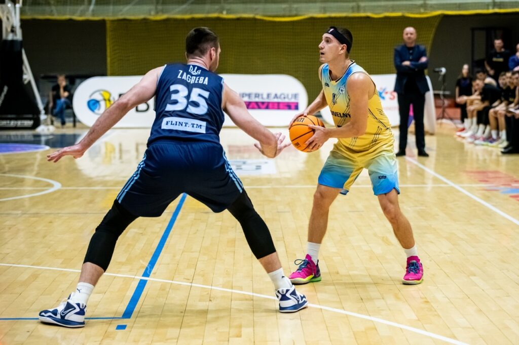 Суперліга. “Дніпро” — “Будівельник” 74:80 1 - basket.com.ua