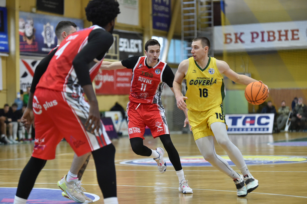 Суперліга. "Прикарпаття-Говерла" — "Рівне" 68:65 1 - basket.com.ua