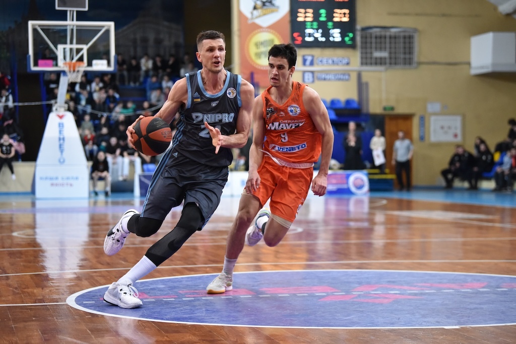 Суперліга. “Черкаські Мавпи” — “Дніпро” 62:72 1