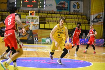 Вадим Заплотинський гратиме у Вищій лізі за "Харківські Соколи" 27