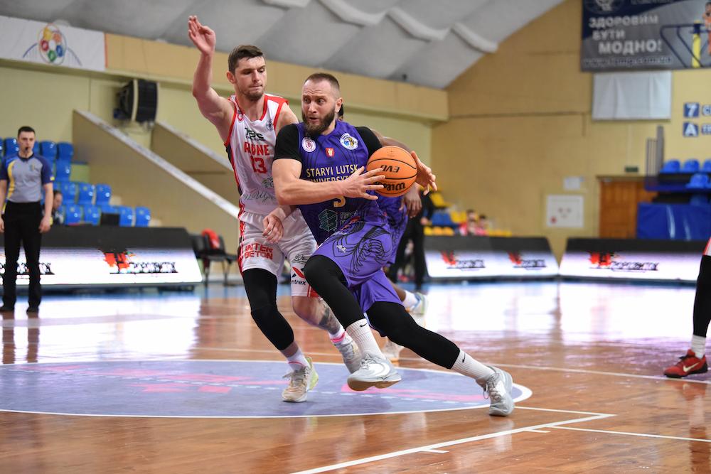 Плей-оф Суперліги Favbet: розклад матчів 1/4 фіналу 2 - basket.com.ua Плей-оф Суперліги Favbet: розклад матчів 1/4 фіналу 1 - basket.com.ua