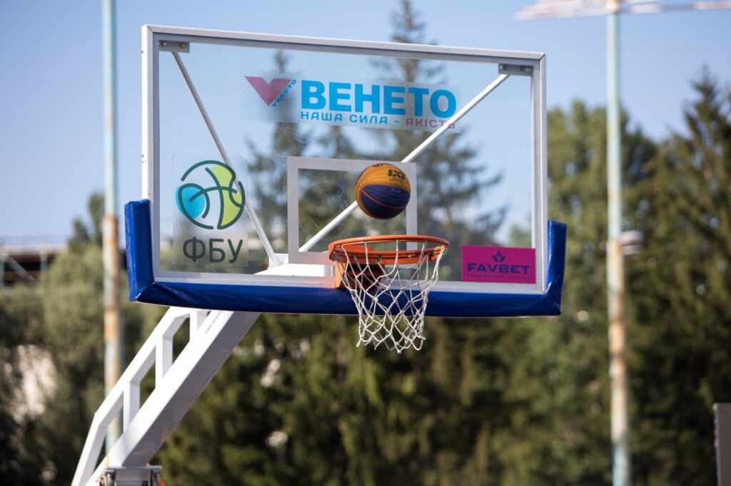 Фінальний етап чемпіонату України 3х3: відеотрансляція 2 - basket.com.ua Фінальний етап чемпіонату України 3х3: відеотрансляція 1 - basket.com.ua