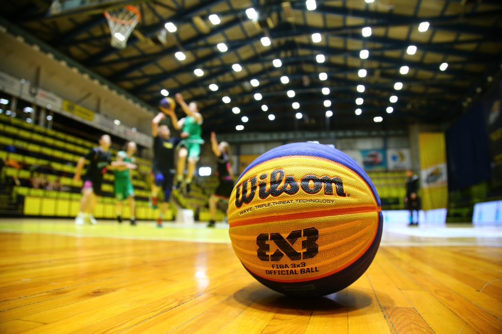 Жіночий Кубок України 3х3 та чемпіонат України U-16: відеотрансляція матчів в Івано-Франківську 2 - basket.com.ua Жіночий Кубок України 3х3 та чемпіонат України U-16: відеотрансляція матчів в Івано-Франківську 1 - basket.com.ua