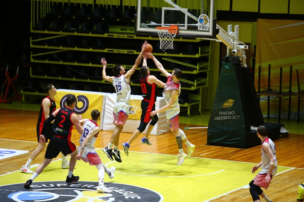 У новому сезоні Вищої ліги візьмуть участь 12 команд 2 - basket.com.ua У новому сезоні Вищої ліги візьмуть участь 12 команд 1 - basket.com.ua