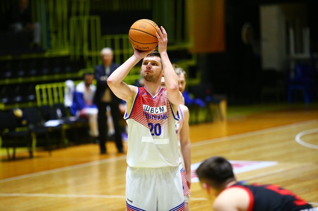 БК "Рівне" підписав кращого форварда Вищої ліги минулого сезону 2 - basket.com.ua БК "Рівне" підписав кращого форварда Вищої ліги минулого сезону 1 - basket.com.ua